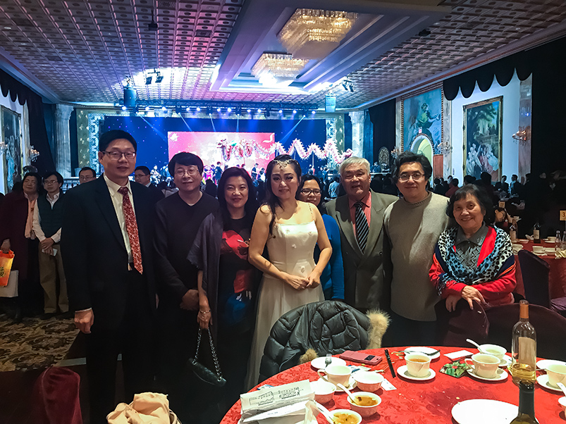 少年游·藏头（春晚带我重回大学时光 - 杨元光先生文题）