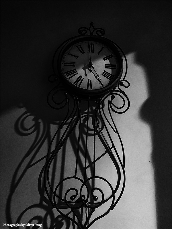 十六字令·藏头（时光难再—林德龙兄语）