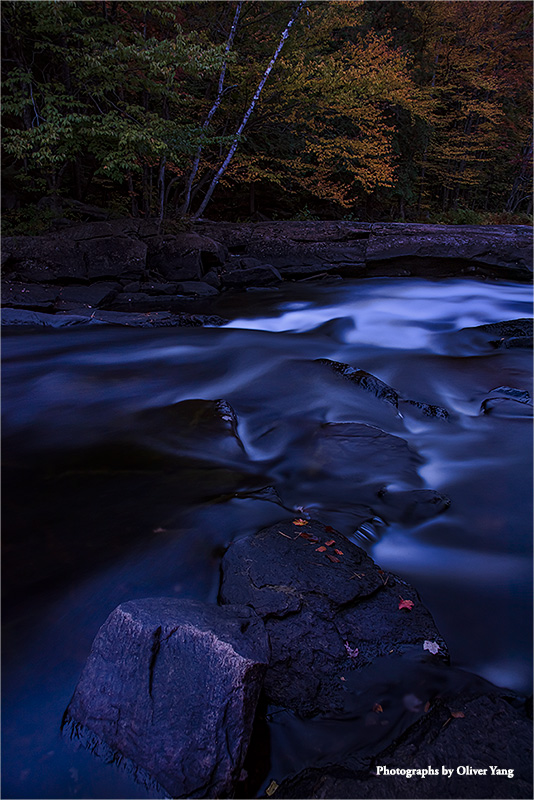 南歌子·藏头（夜听泉声 - 半升兄语）